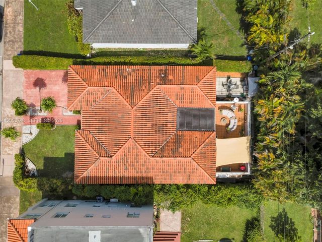 35 Oviedo Avenue, Coral Gables, FL 33134