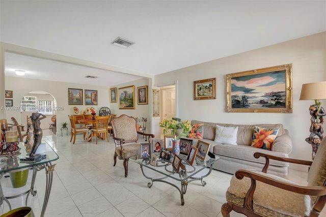 35 Oviedo Avenue, Coral Gables, FL 33134