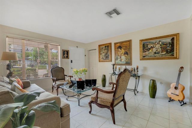 35 Oviedo Avenue, Coral Gables, FL 33134