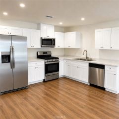 1040 El Camino B, Costa Mesa, CA 92626