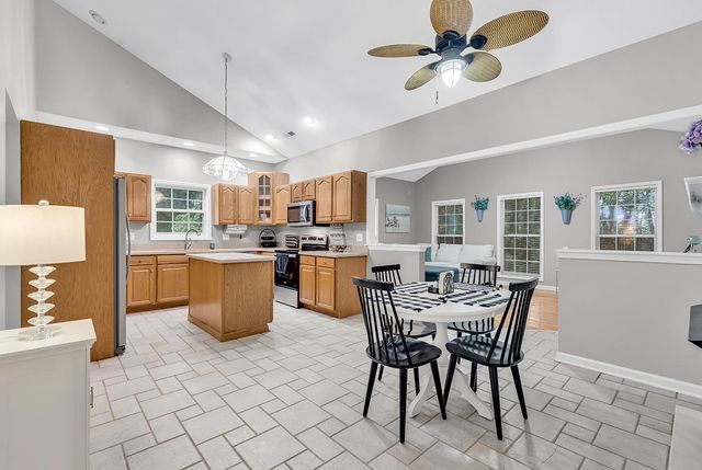 527 Alderly Ct., Little River, SC 29566