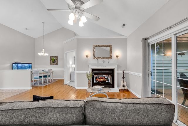 527 Alderly Ct., Little River, SC 29566