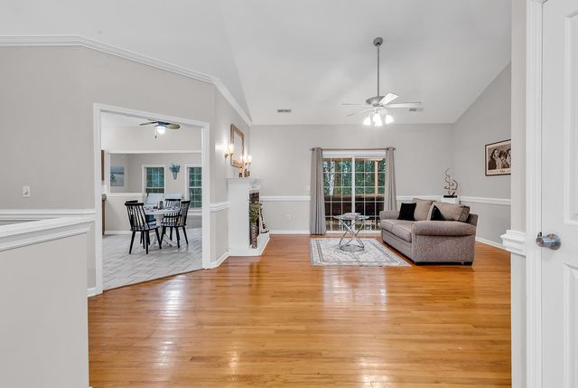 527 Alderly Ct., Little River, SC 29566