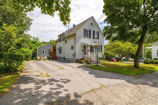 7 Holt Ave, Worcester, MA 01606