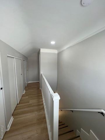 8732 Jewett Avenue, Warren, MI 48089