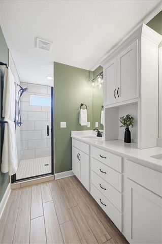 2121 Sycamore Street, Leavenworth, KS 66048