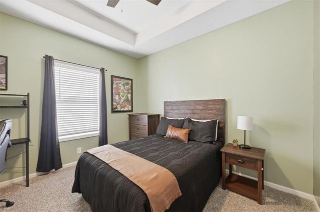 2121 Sycamore Street, Leavenworth, KS 66048