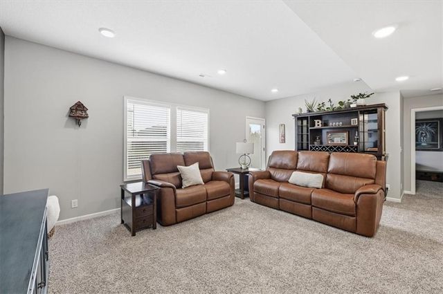 2121 Sycamore Street, Leavenworth, KS 66048