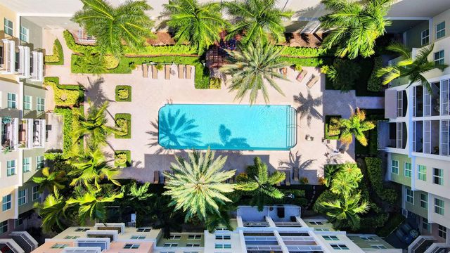 802 W Windward Way 304, Lantana, FL 33462