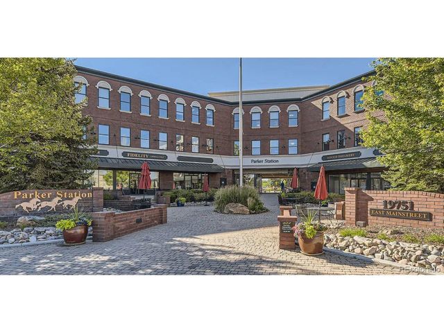 10873 Tundra Top Dr, Parker, CO 80134