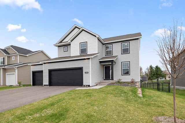 15519 Goodview Trail N, Hugo, MN 55038