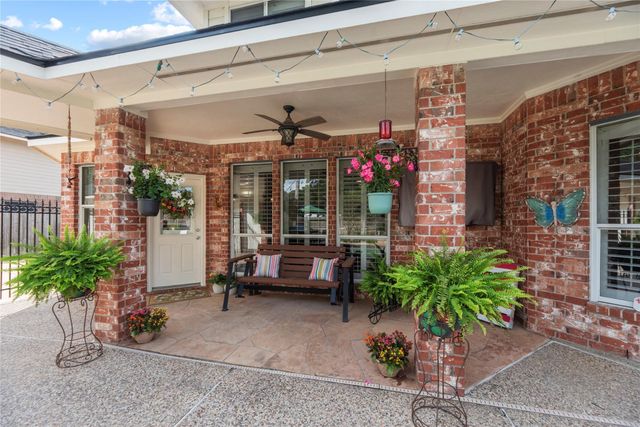 15514 Bluebonnet Dale Drive, Cypress, TX 77433