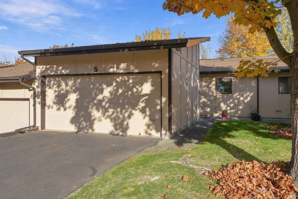 111 Pattee Canyon Drive 5, Missoula, MT 59803 photo 2