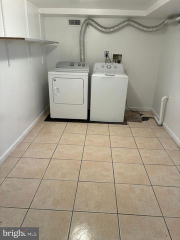 8320 BOCK RD, Fort Washington, MD 20744