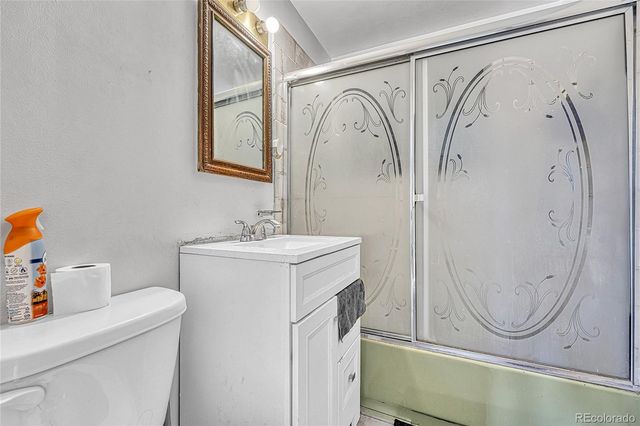 2605 W Gunnison Drive, Denver, CO 80219