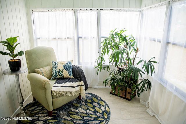 217 N BON AIR Drive, Jacksonville, FL 32218