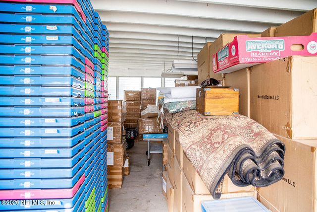 217 N BON AIR Drive, Jacksonville, FL 32218