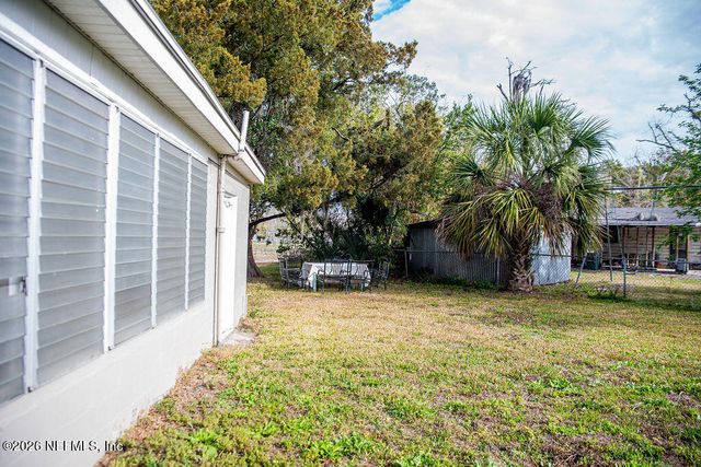 217 N BON AIR Drive, Jacksonville, FL 32218