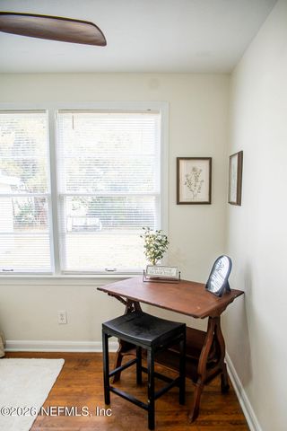 217 N BON AIR Drive, Jacksonville, FL 32218