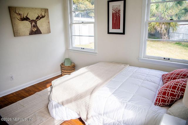 217 N BON AIR Drive, Jacksonville, FL 32218