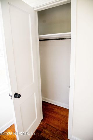 217 N BON AIR Drive, Jacksonville, FL 32218