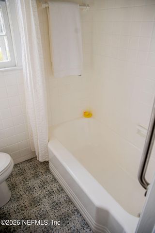 217 N BON AIR Drive, Jacksonville, FL 32218