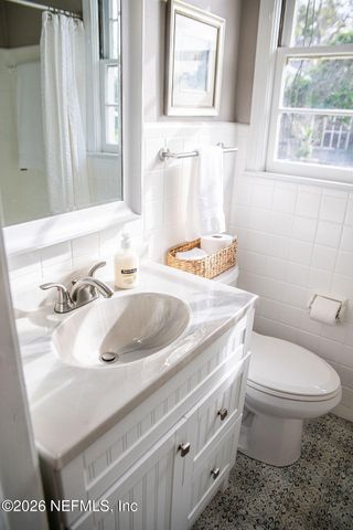 217 N BON AIR Drive, Jacksonville, FL 32218