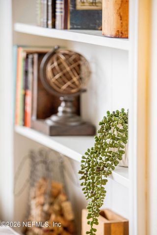 217 N BON AIR Drive, Jacksonville, FL 32218