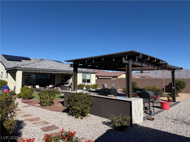 9657 Balais Drive, Las Vegas, NV 89143