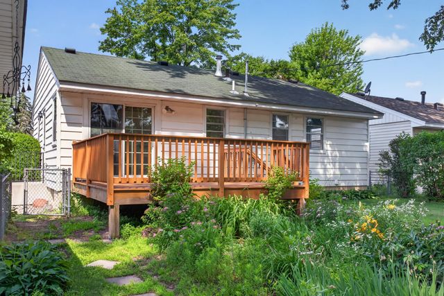 5332 Quail Avenue N, Crystal, MN 55429