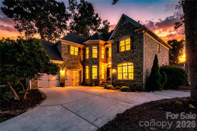 7768 Burning Ridge Drive, Stanley, NC 28164