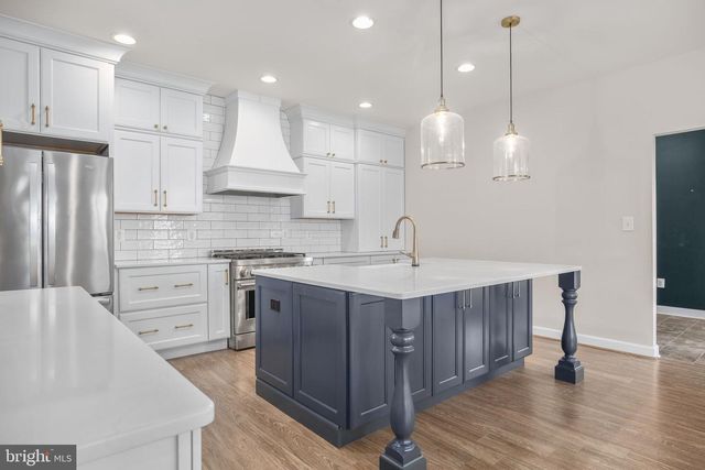 102 ALMOND DR, Stafford, VA 22554