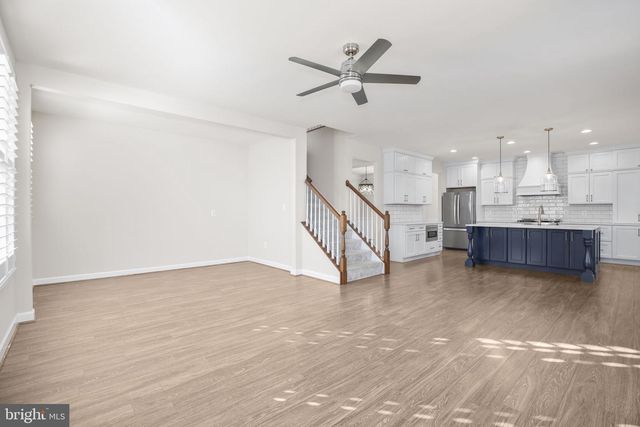 102 ALMOND DR, Stafford, VA 22554