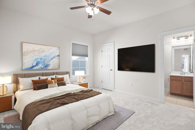 102 ALMOND DR, Stafford, VA 22554