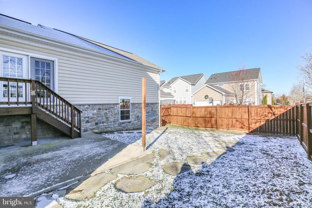 102 ALMOND DR, Stafford, VA 22554