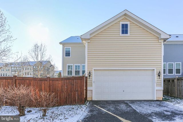 102 ALMOND DR, Stafford, VA 22554