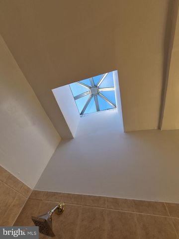 2518 MCCULLOH ST, Baltimore, MD 21217