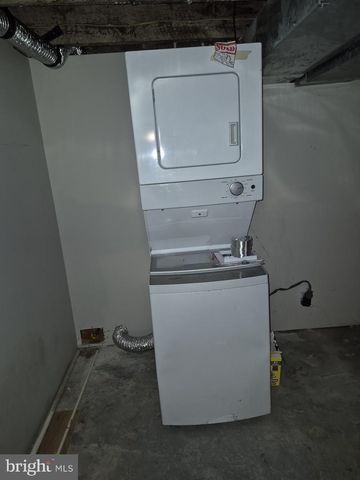 2518 MCCULLOH ST, Baltimore, MD 21217