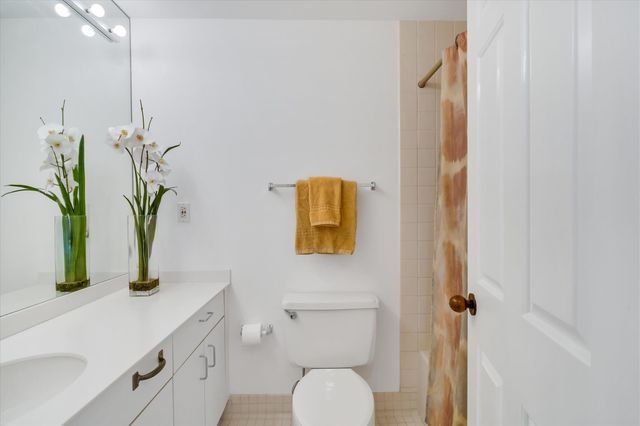 2001 Holcombe Boulevard 1403, Houston, TX 77030