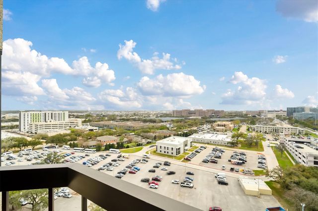 2001 Holcombe Boulevard 1403, Houston, TX 77030