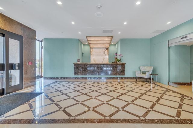 2001 Holcombe Boulevard 1403, Houston, TX 77030