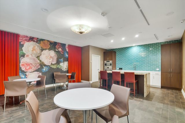 2001 Holcombe Boulevard 1403, Houston, TX 77030