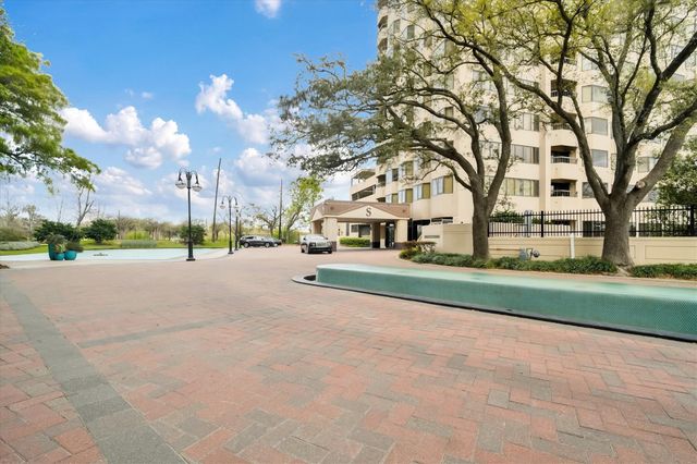 2001 Holcombe Boulevard 1403, Houston, TX 77030