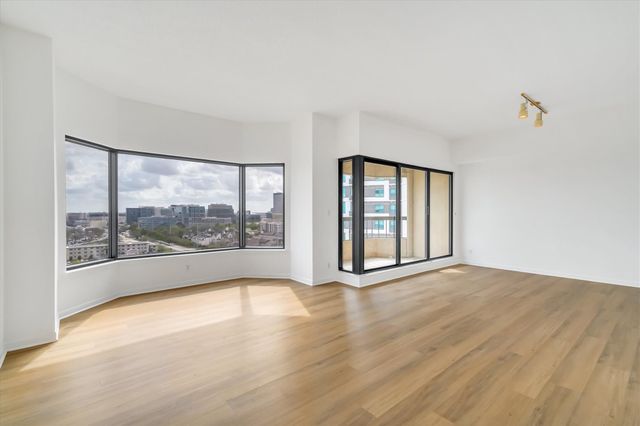 2001 Holcombe Boulevard 1403, Houston, TX 77030