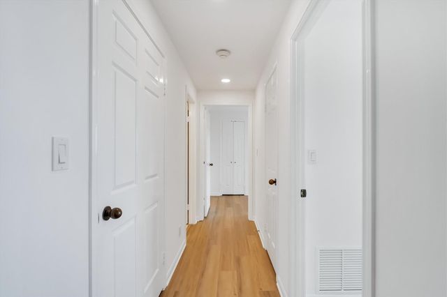 2001 Holcombe Boulevard 1403, Houston, TX 77030