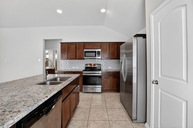 5865 Urbano BND, Round Rock, TX 78665