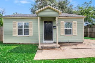 207 Calvin Street, Pasadena, TX 77506