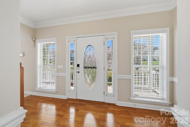 2410 27th Avenue Circle NE, Hickory, NC 28601