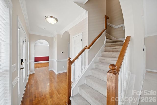 2410 27th Avenue Circle NE, Hickory, NC 28601