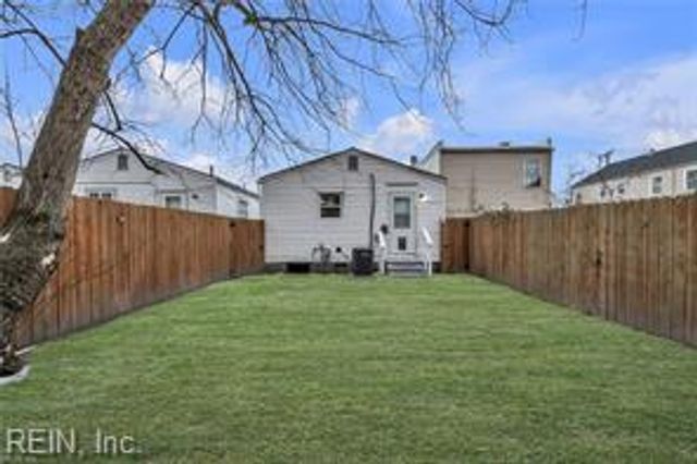 3206 Madison AVE, Newport News, VA 23607
